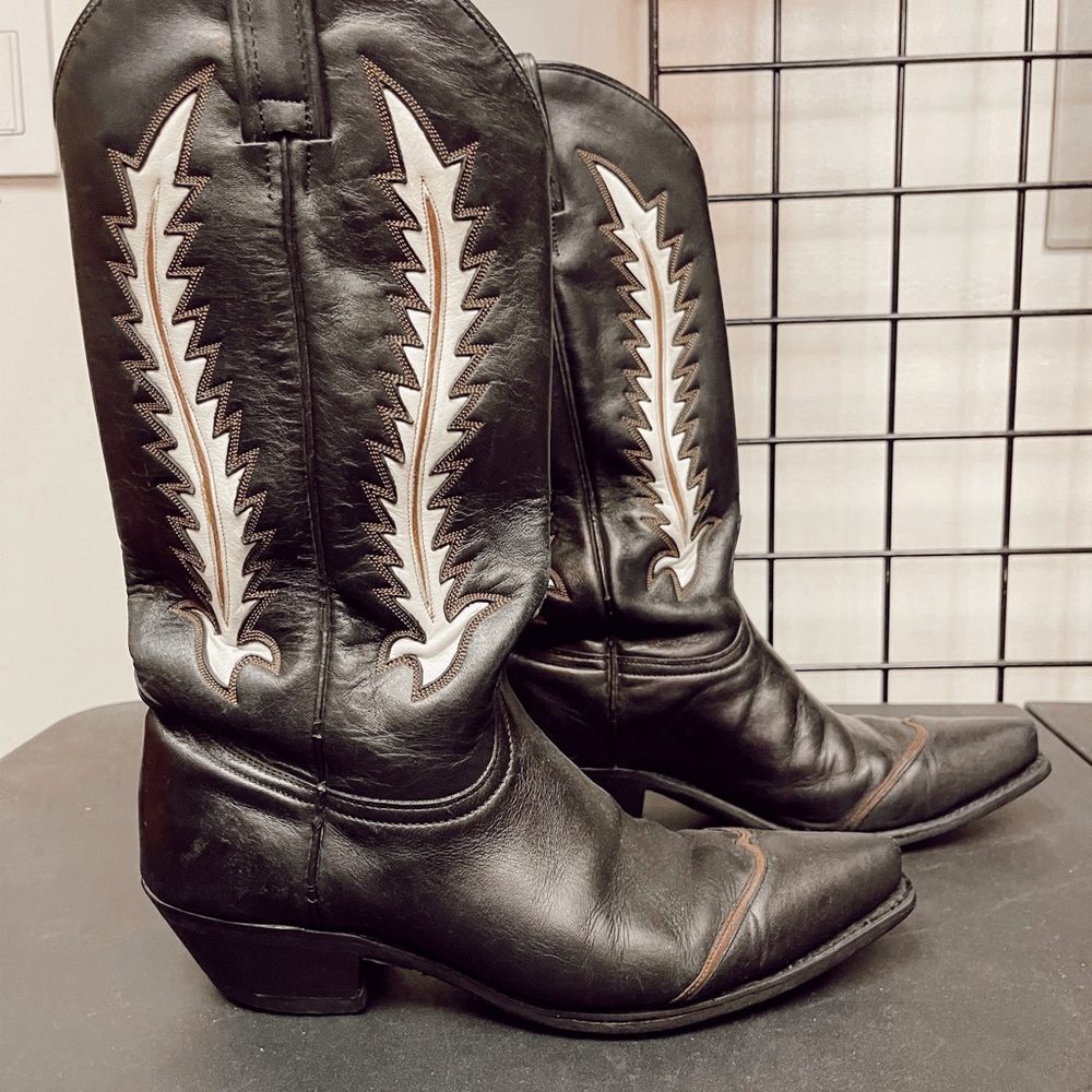women’s boots